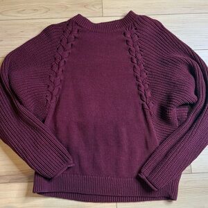 Red braided Vera Wang Sweater. Never worn! Womens small. Very soft!